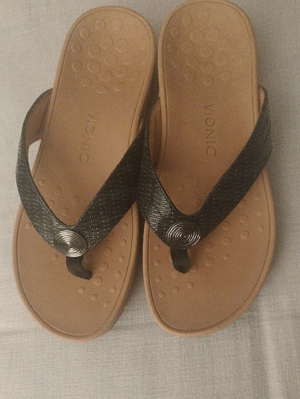 Vionic Pilar Woman's Toe Post Platform Sandal Size 8